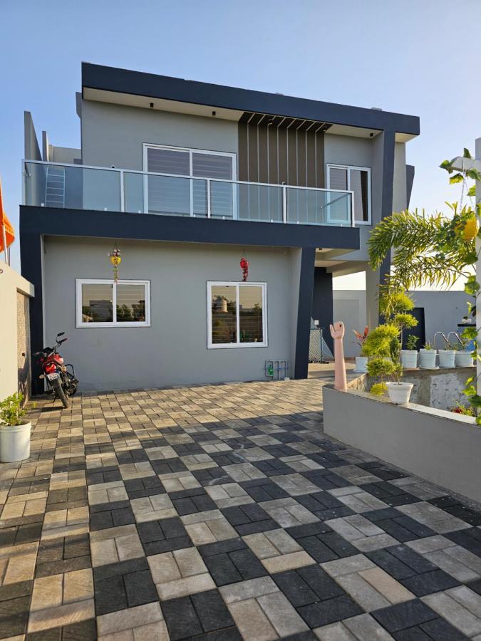 Shree Ambe Farmhouse Villa Ujjain Ngoại thất bức ảnh