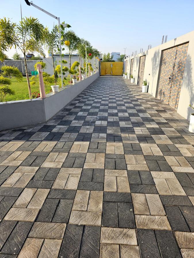 Shree Ambe Farmhouse Villa Ujjain Ngoại thất bức ảnh
