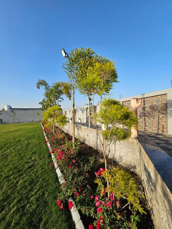 Shree Ambe Farmhouse Villa Ujjain Ngoại thất bức ảnh